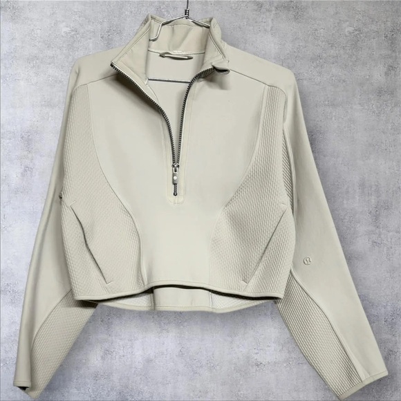 Lululemon sweater - Picture 2 of 4